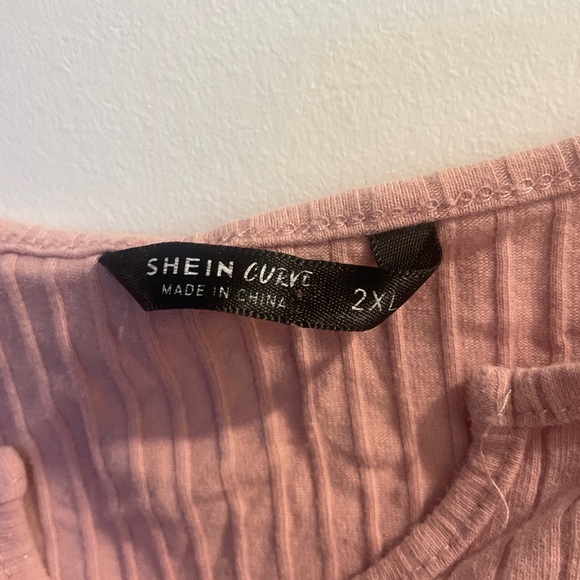 Shein pink tank top - Picture 3 of 3